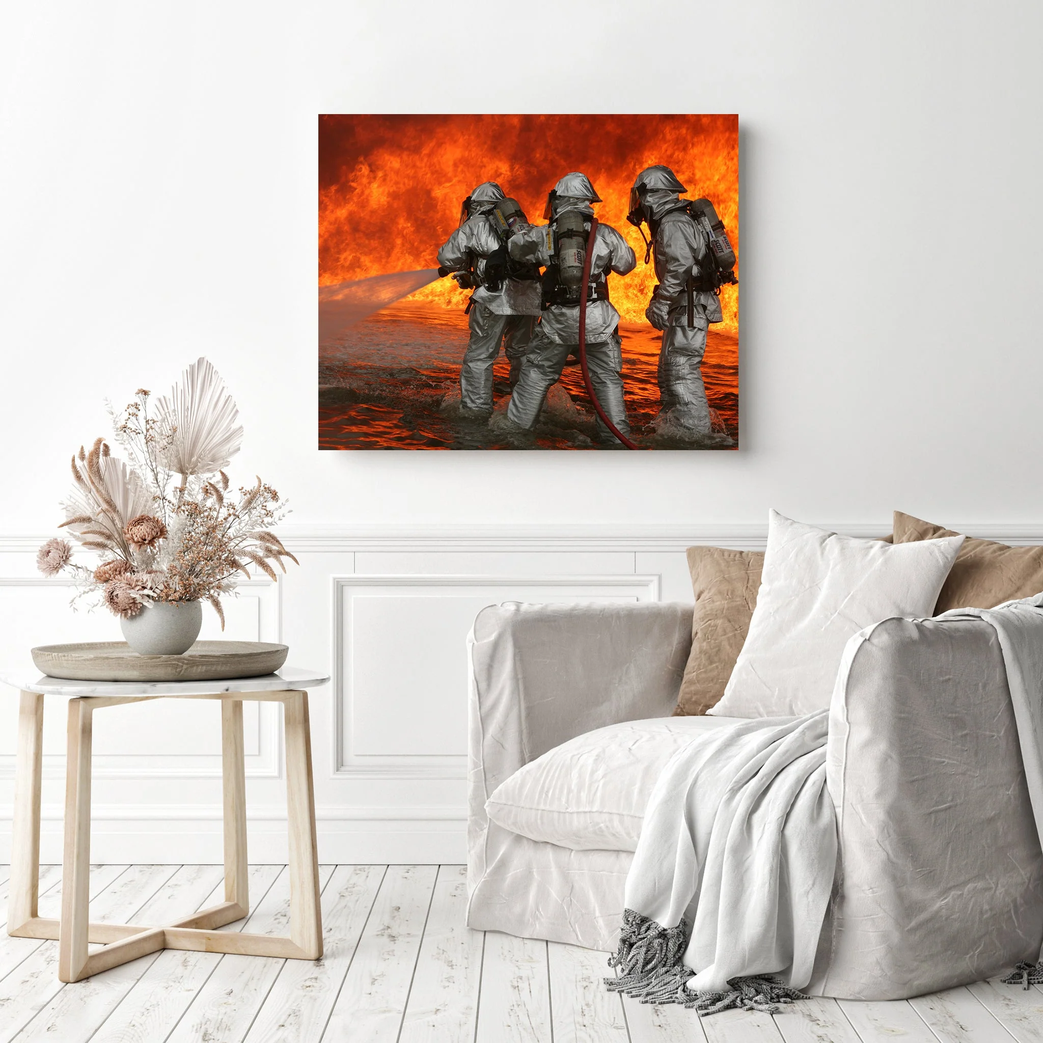Fighting the Flames | Diamond Painting - Image 3